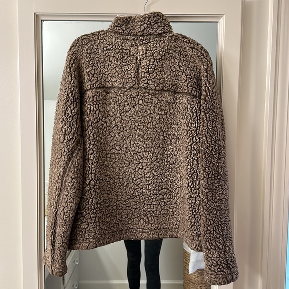 True Grit pullover - Picture 3 of 4